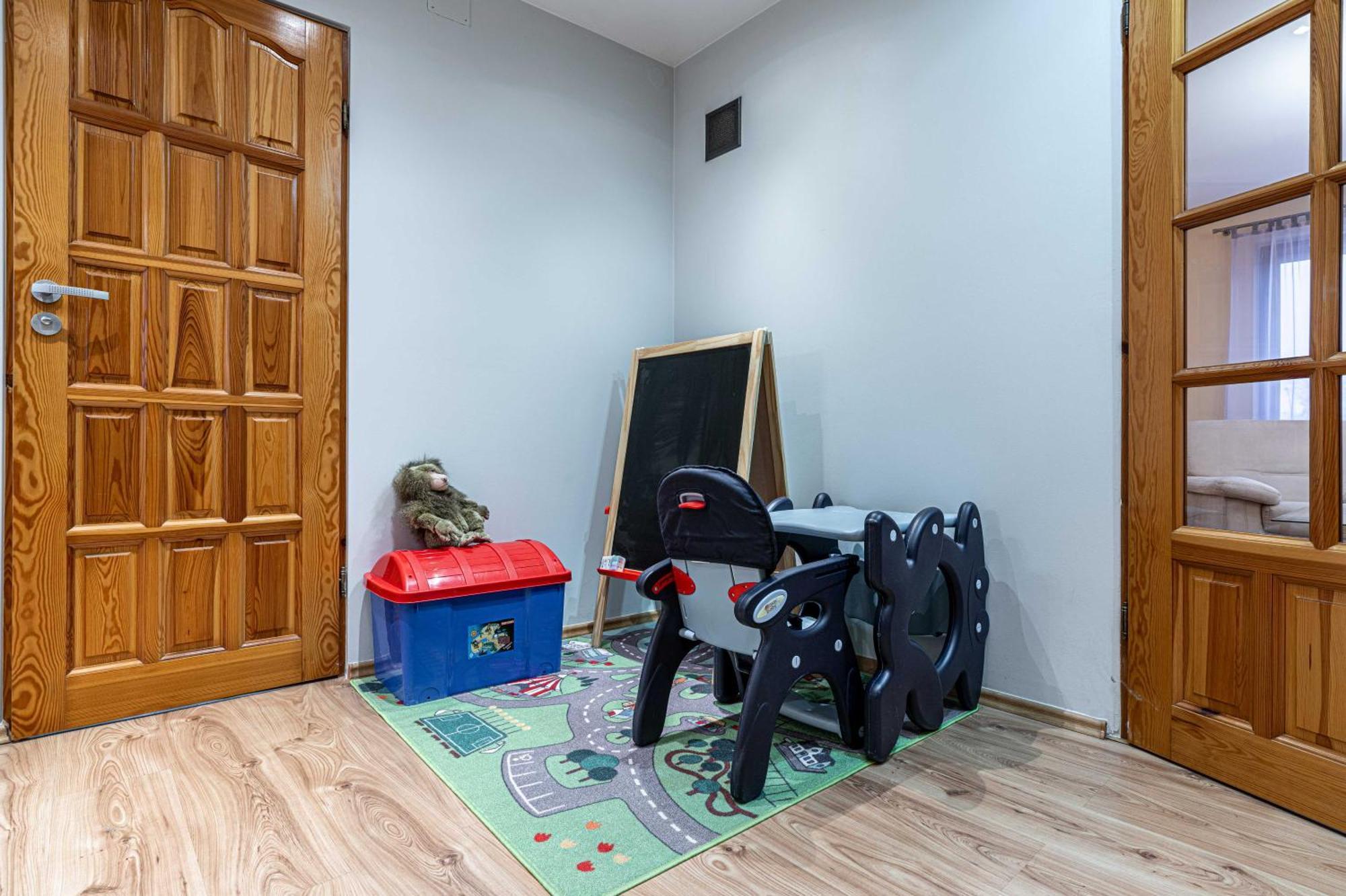 Spora Chata Nowy Targ Exterior foto